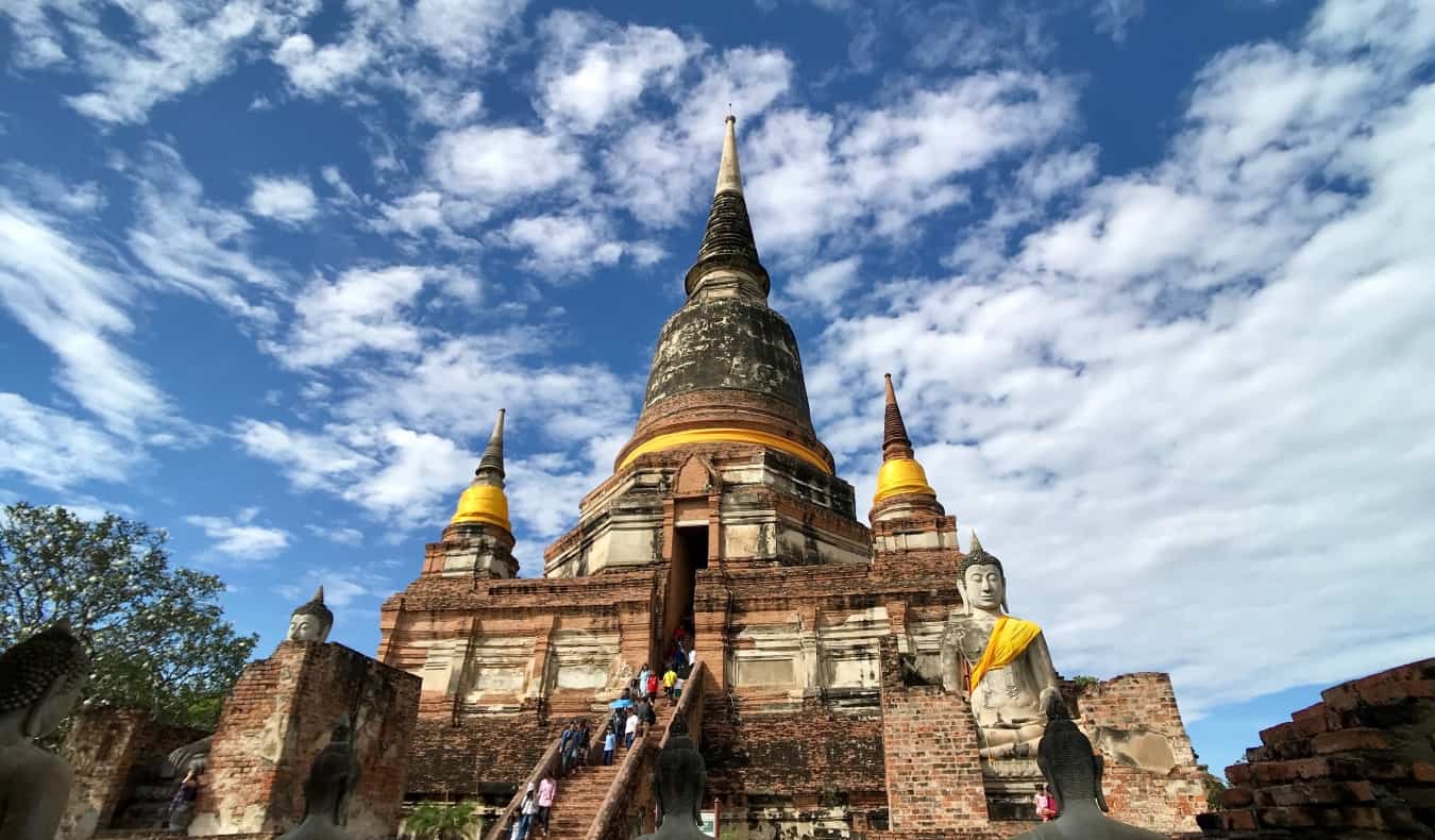 Ruins at the historical park of Ayutthaya in Thailand